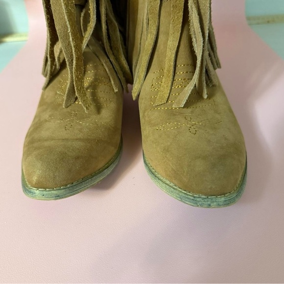 Ho down fringe cow girl boots - Picture 4 of 7